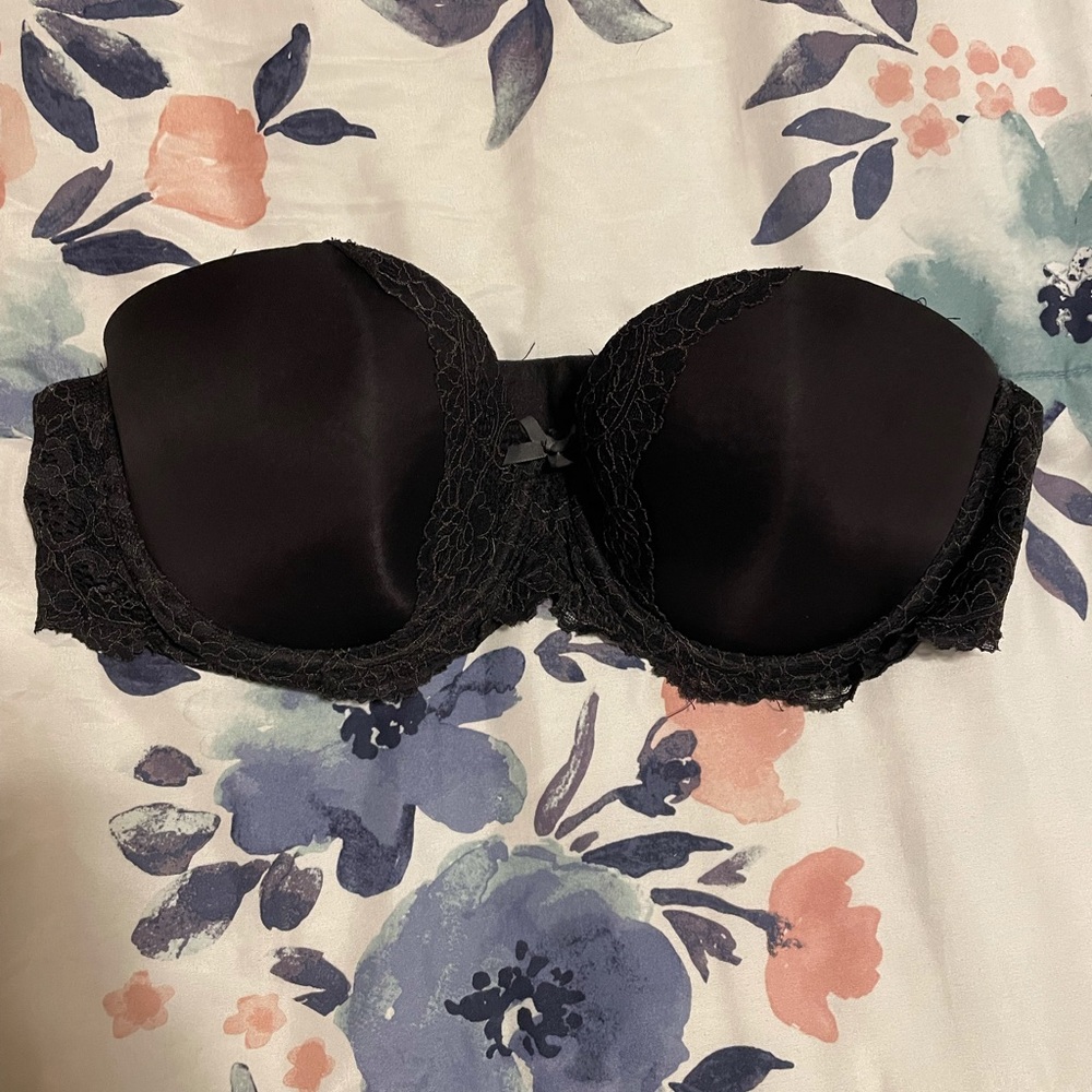 Victoria's Secret Black Strapless Dream Angels Bra
